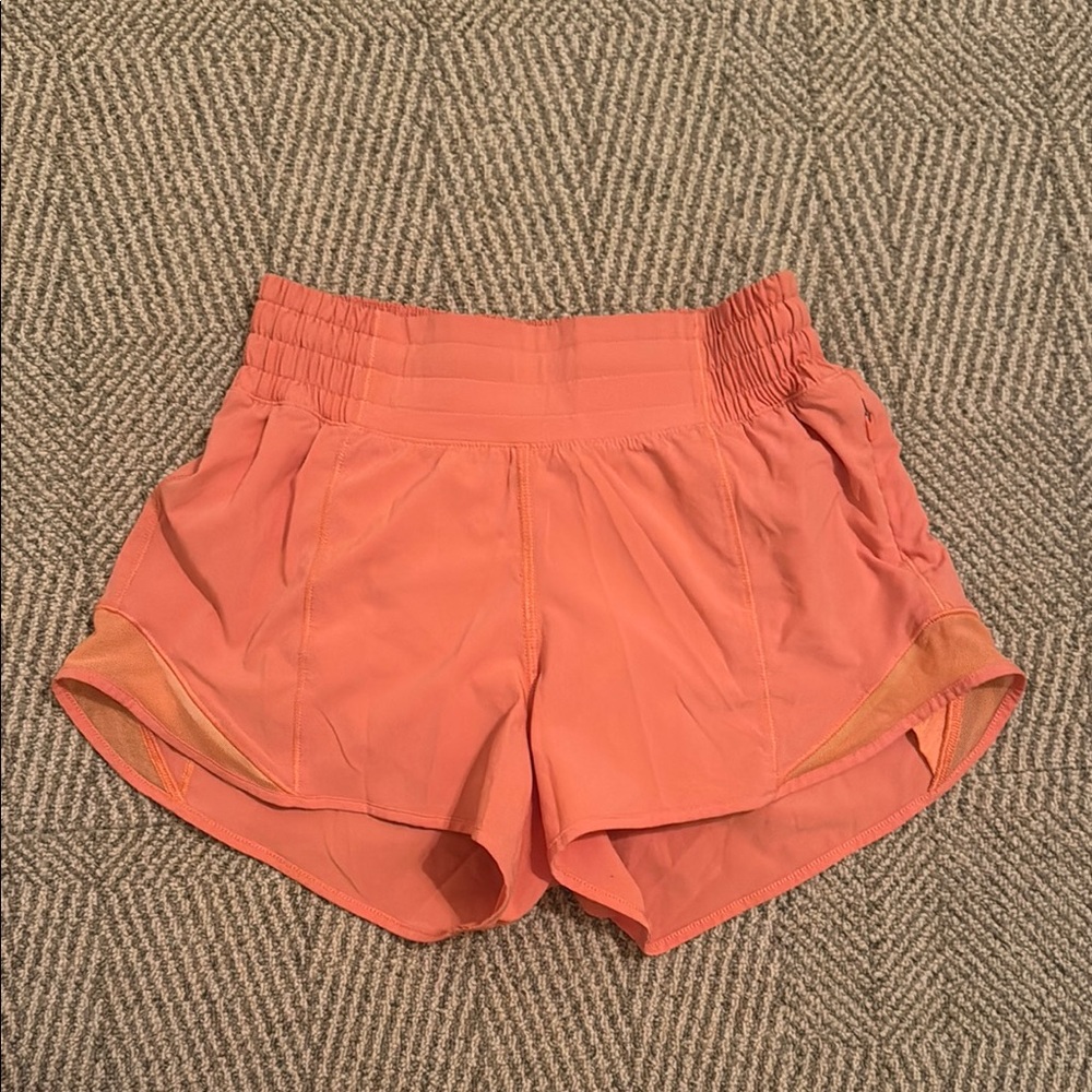 Lululemon Coral, High rise, 2.5 inch!